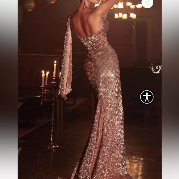 Evening Gown, Heavy Material, Tailored with strap to hold - Picture 3 of 7